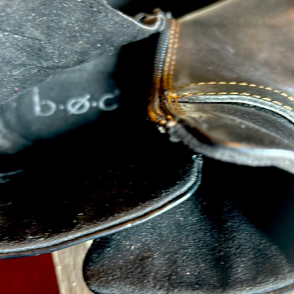 BOC BORN black ankle boots. Size 7M - Picture 7 of 10